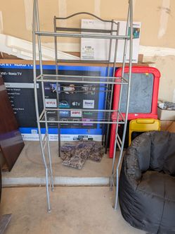Toilet rack