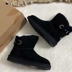 New UGGS by Koolaburra Remley Boots
