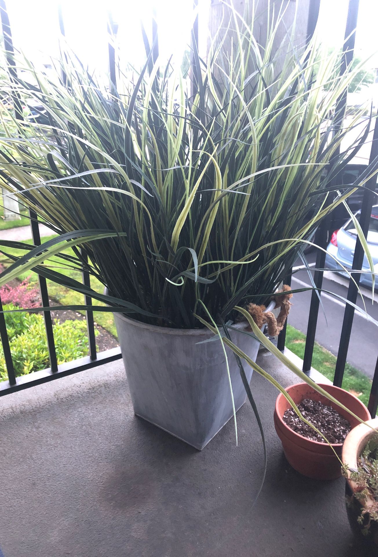 Fake plant in large bucket with/rope handles