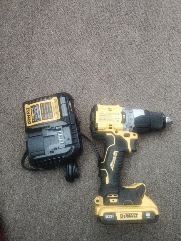 DeWalt 20v Hammer Drill Brushless W One 2.0 Battery And Charger New 