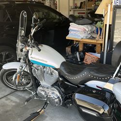 Harley Davidson sportster