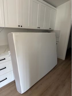 Full size mattress