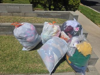 5 huge bags of free clothes