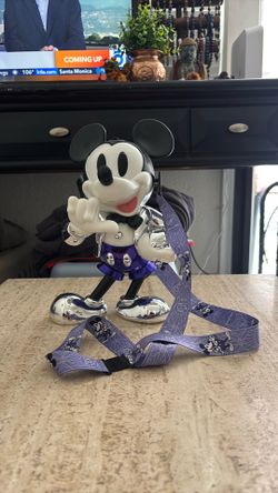 Disneyland popcorn bucket Mickey Mouse Disney merchandise