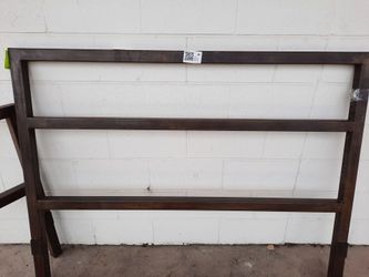 Extremely solid metal bed frame