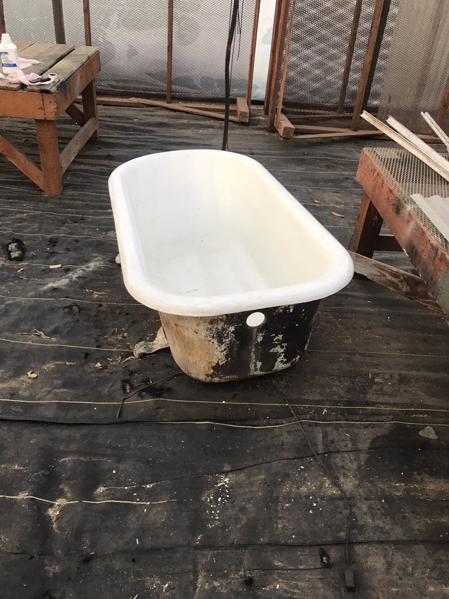 Claw foot tub for Sale in Enumclaw, WA OfferUp