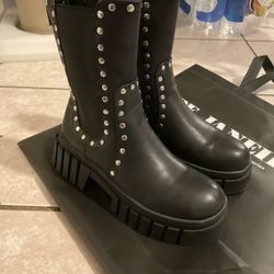 Women’s M.I.A Boots 