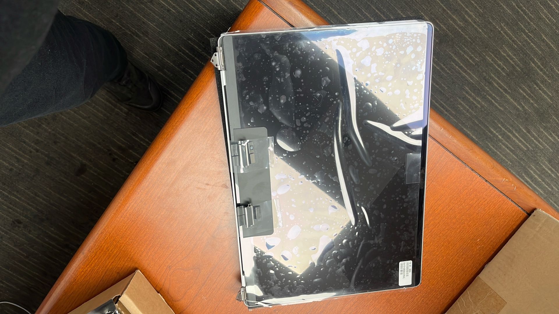 14-inch MacBook Pro Display Assembly (P/N (contact info removed)4) – Untested