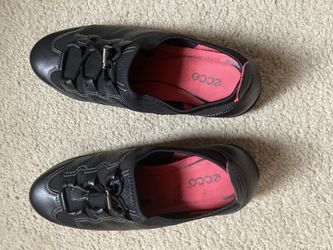 Leather/Fabric Mesh Ecco Shoes, Size 9