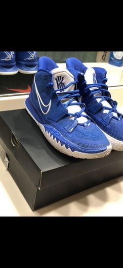 Kyrie team blue