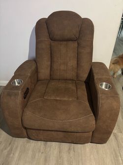 Brown Power Recliner Chair with Cup Holders