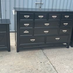 12 Drawer Dresser, Two Nightstands In A Mirror Four Piece Set