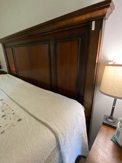 King size bed fram