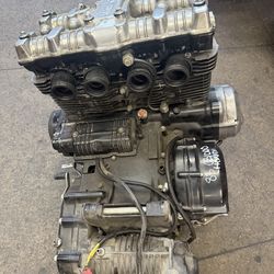 CB1000 motor 1983 Honda just a little over 6k miles