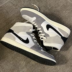 Men’s Jordan 1 Mid SE Craft