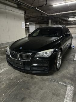 2012 BMW 750