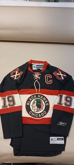 Chicago Black Hawks Throwback Jersey and Hoodie