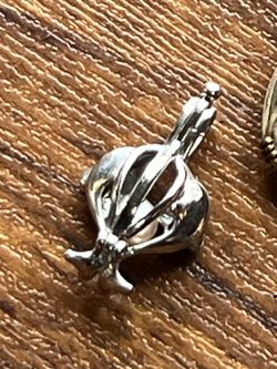 Sterling Silver And Real Pearl Necklace Pendant 