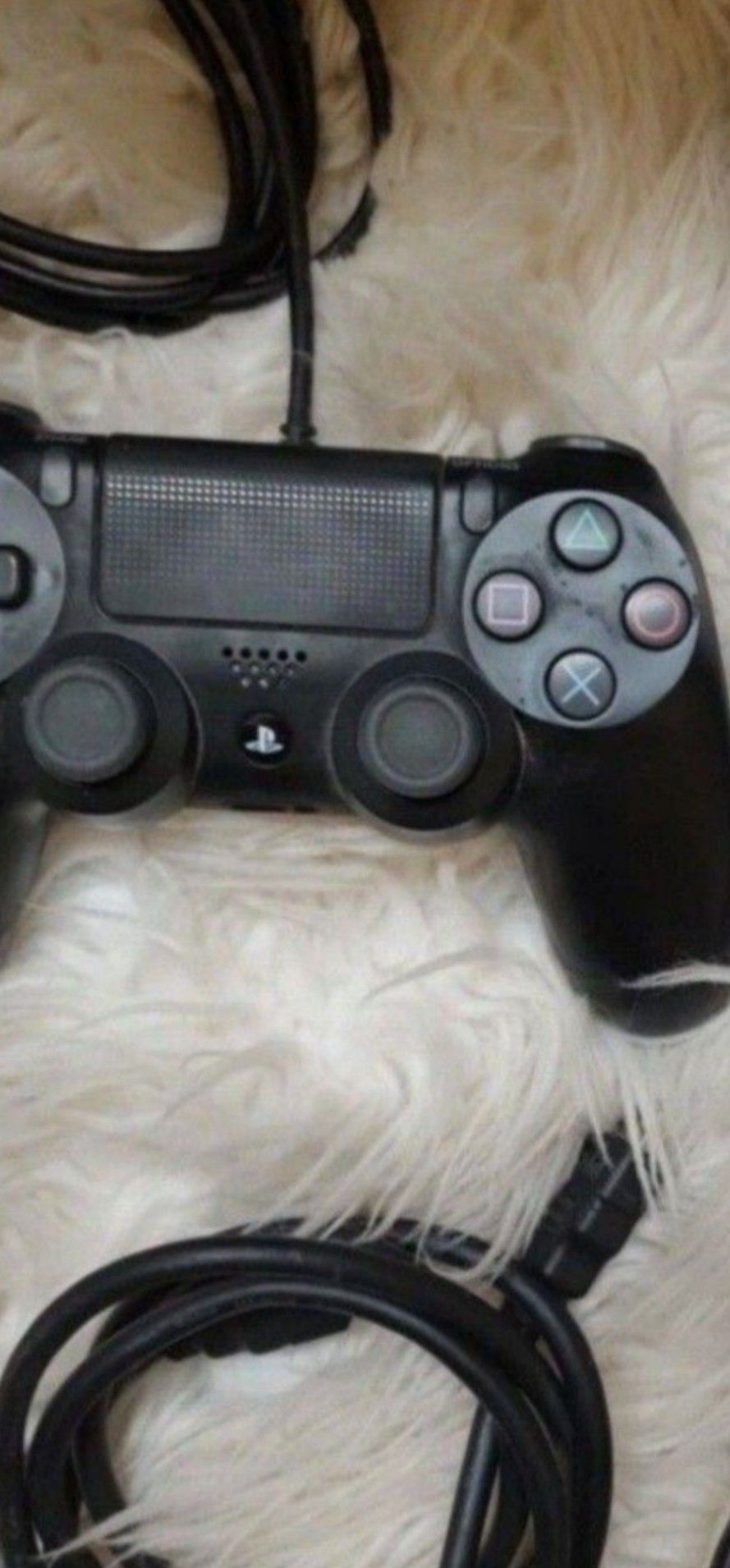 PlayStation 4 In Excellent Clean Working Condition