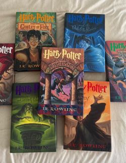 Full Harry Potter Hardcover Reading Set