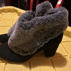 Size 8 Fur Heels 