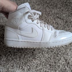 Nike Air Jordans Size 8 White