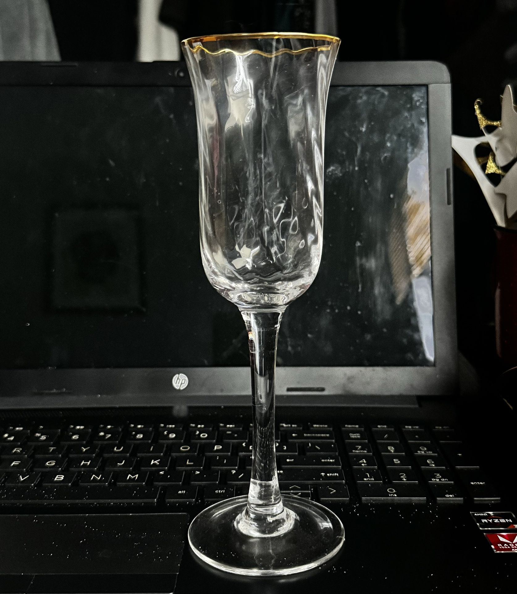 Champagne Glasses - Gold Rim