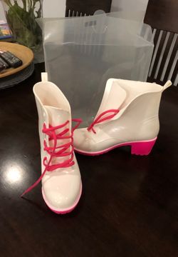 Jelly rain boots. Brand new
