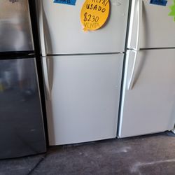 MAYTAG 21 CUFT FRIDGE 