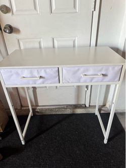 Small desk
