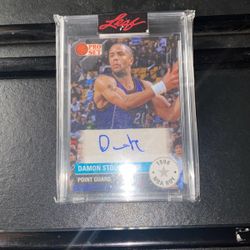 DAMON. STOUDEMIRE  Sign #11/12