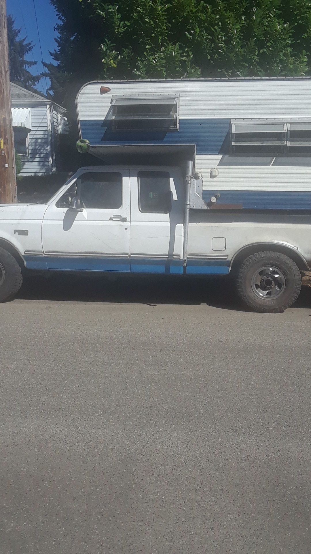 94Ford f150 4x4 with camper trailer or without