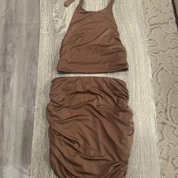 Brown Women's halter top/Skirt Set size medium 