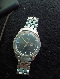 Rare Black dial Vintage 1960's working Seiko Automatic Sportsmatic 5 Diashock 21 jewels watch with Day/Date