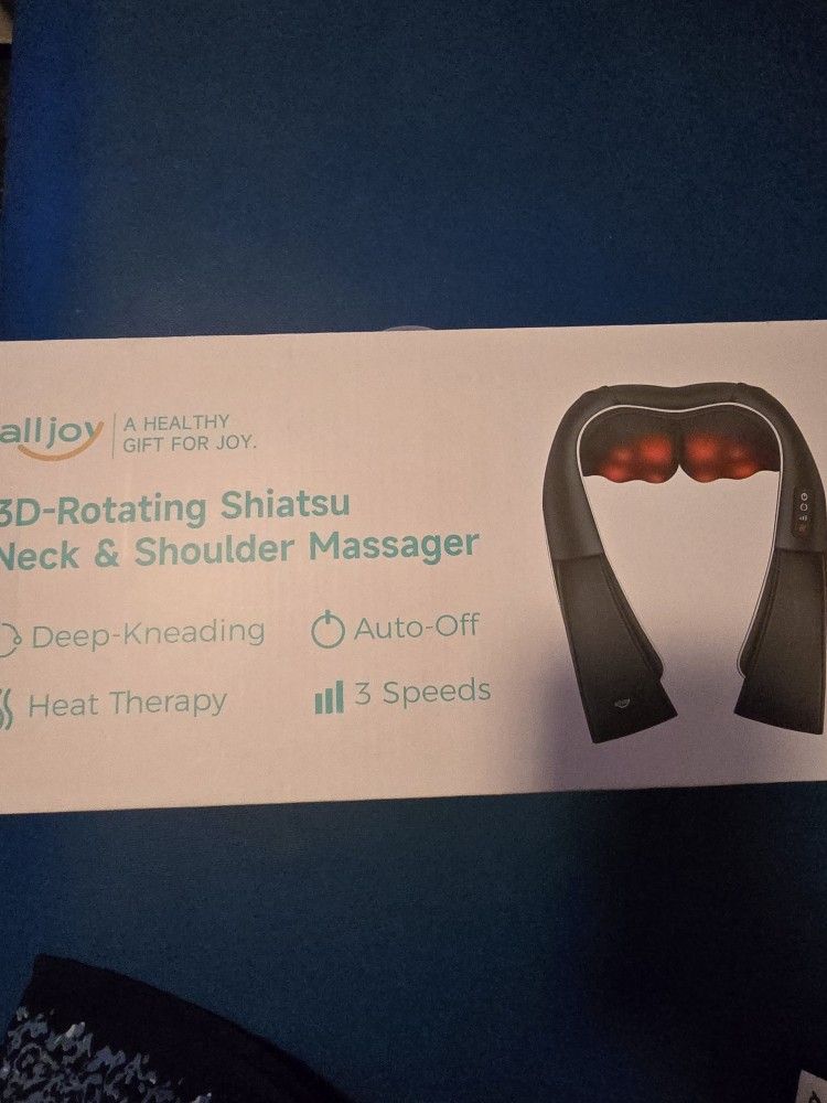 3D-rotating Shiatsu Neck & Shoulder Massager