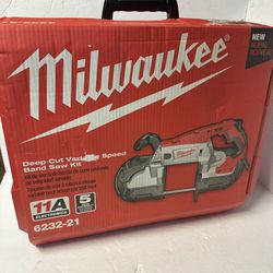 Milwaukee 11 Amp Deep Cut Band Saw with Hard Case