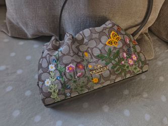 Coach Faye in signature jacquard