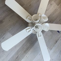 Hampton Bay Ceiling Fan White 22 Inch Blades