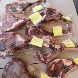 TOMAHAWK RIBEYE STEAK