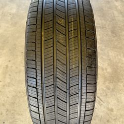 One Brand New 255/55/20 Michelin Tire 