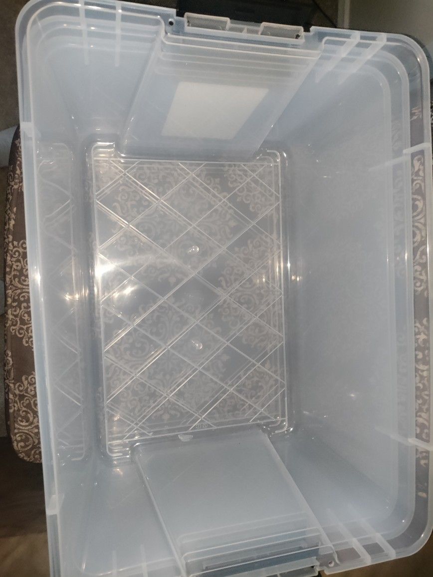 Storage Containers 