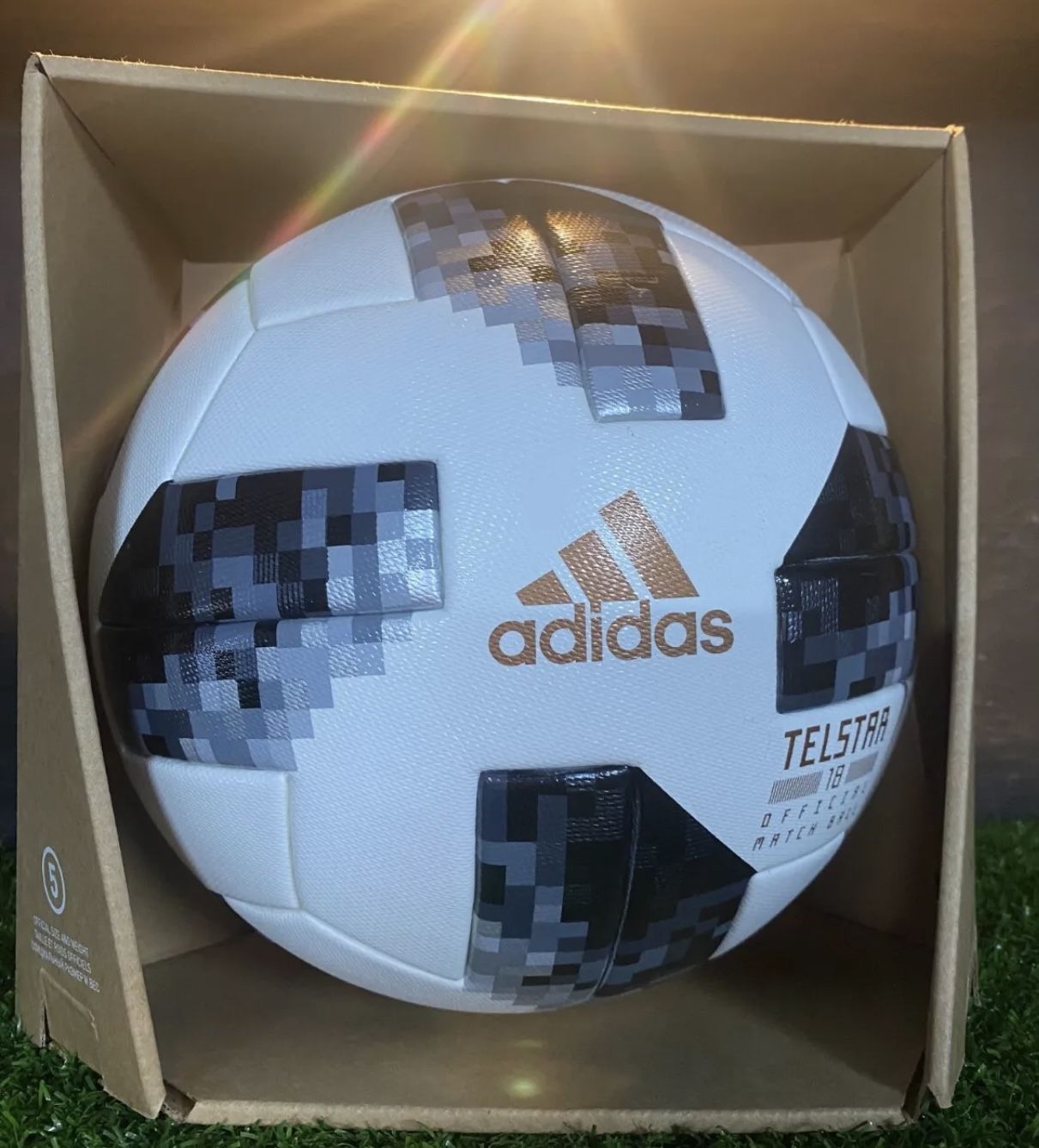 Adidas 2018 FIFA World Cup Russia Telstar 18 Official Match Ball Size 5 WITH BOX