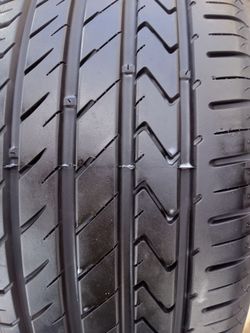 2 TIRES LIKE NEW SIZE 245/45R 19
