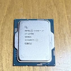 Intel i7-13700 CPU 