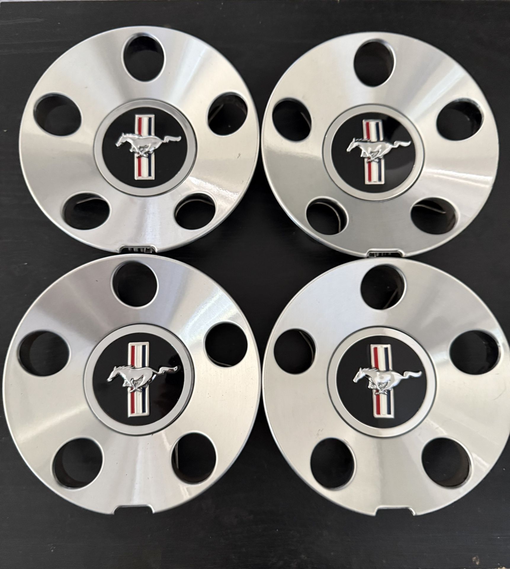Ford Mustang Factory Center Caps 