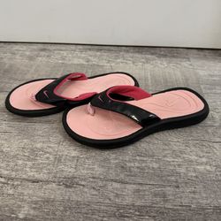 Nike flip flops