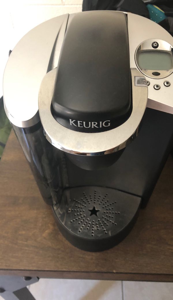 TAKE THIS KEURIG COFFEE MAKER NOW!! ONLY 25!! OBO NEED