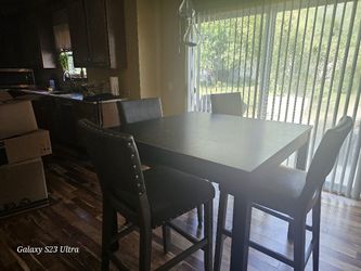 Breakfast Table No Chairs