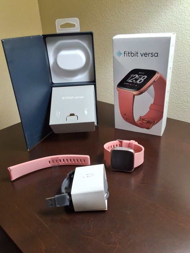 Fitbit Versa Smart Watch – Peach/Rose Gold Aluminum, One Size (S