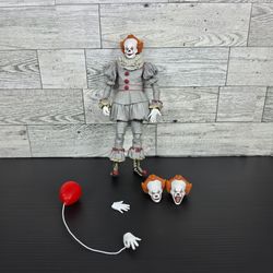 NECA IT Movie PENNYWISE Well House Ultimate 7" Action Figure